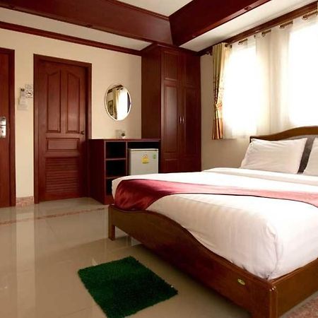 Bluebird Inn Pattaya Ngoại thất bức ảnh