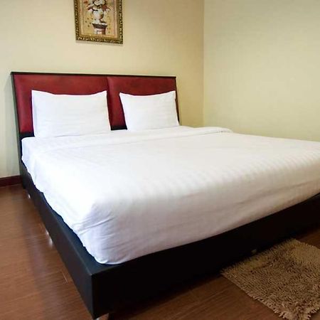 Bluebird Inn Pattaya Ngoại thất bức ảnh