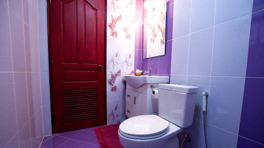 Bluebird Inn Pattaya Ngoại thất bức ảnh