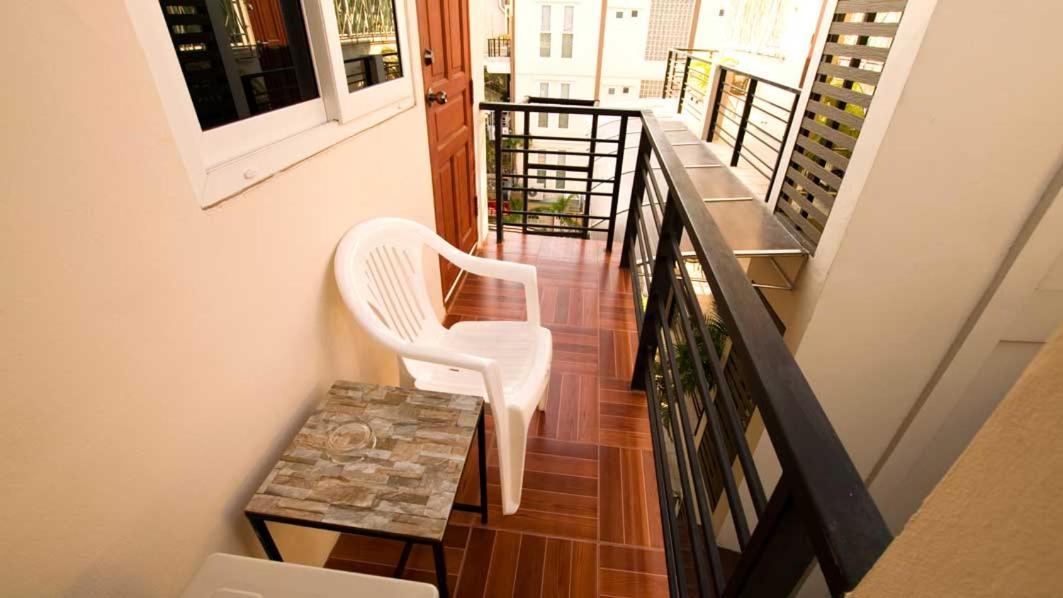 Bluebird Inn Pattaya Ngoại thất bức ảnh