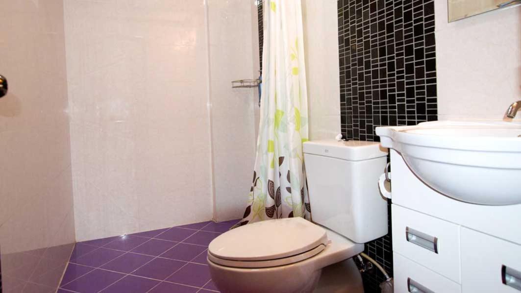 Bluebird Inn Pattaya Ngoại thất bức ảnh