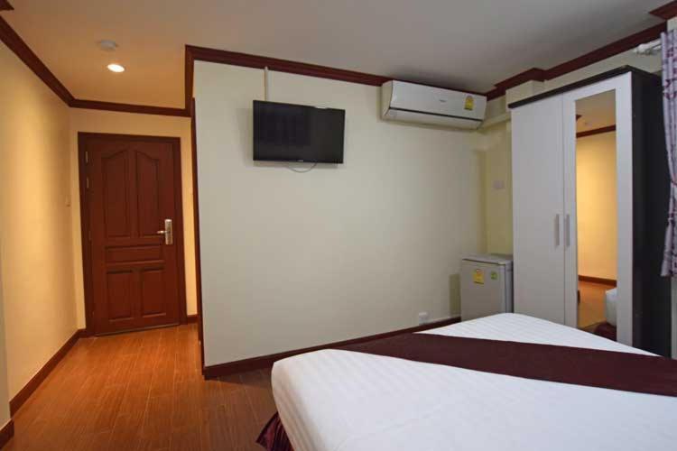 Bluebird Inn Pattaya Ngoại thất bức ảnh