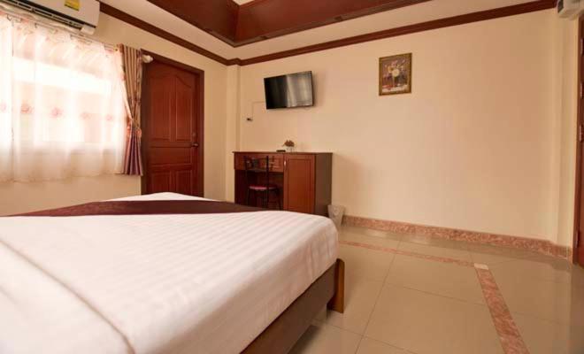 Bluebird Inn Pattaya Ngoại thất bức ảnh